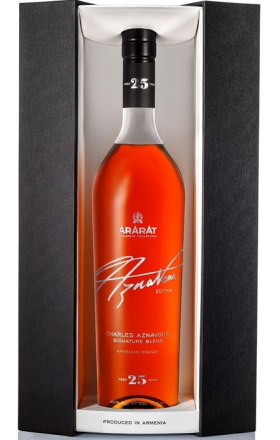 Կոնյակ «Արարատ Շառլ Ազնավուր» 0.75լ 
