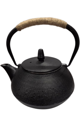 Black cast iron teapot, 900 ml