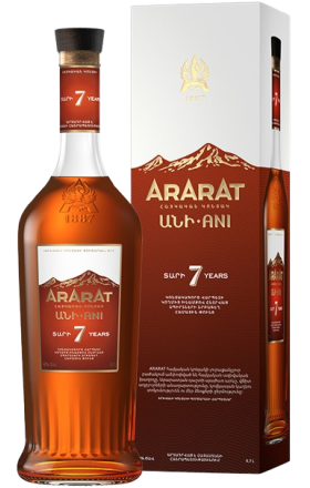 Коньяк "Арарат" Ани 7т 0.7л